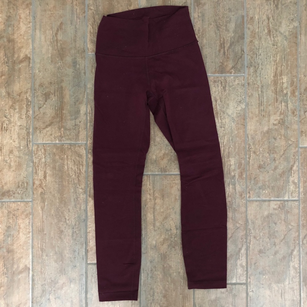 Lululemon leggings maroon, size 4, ankle length